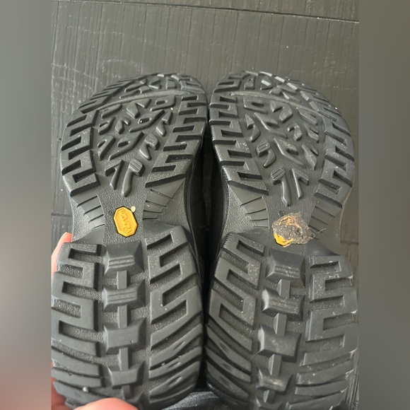 UGG Australia Butte Waterproof Vibram Leather Winter Boots Black 5209 Women's 5 - Picture 8 of 8